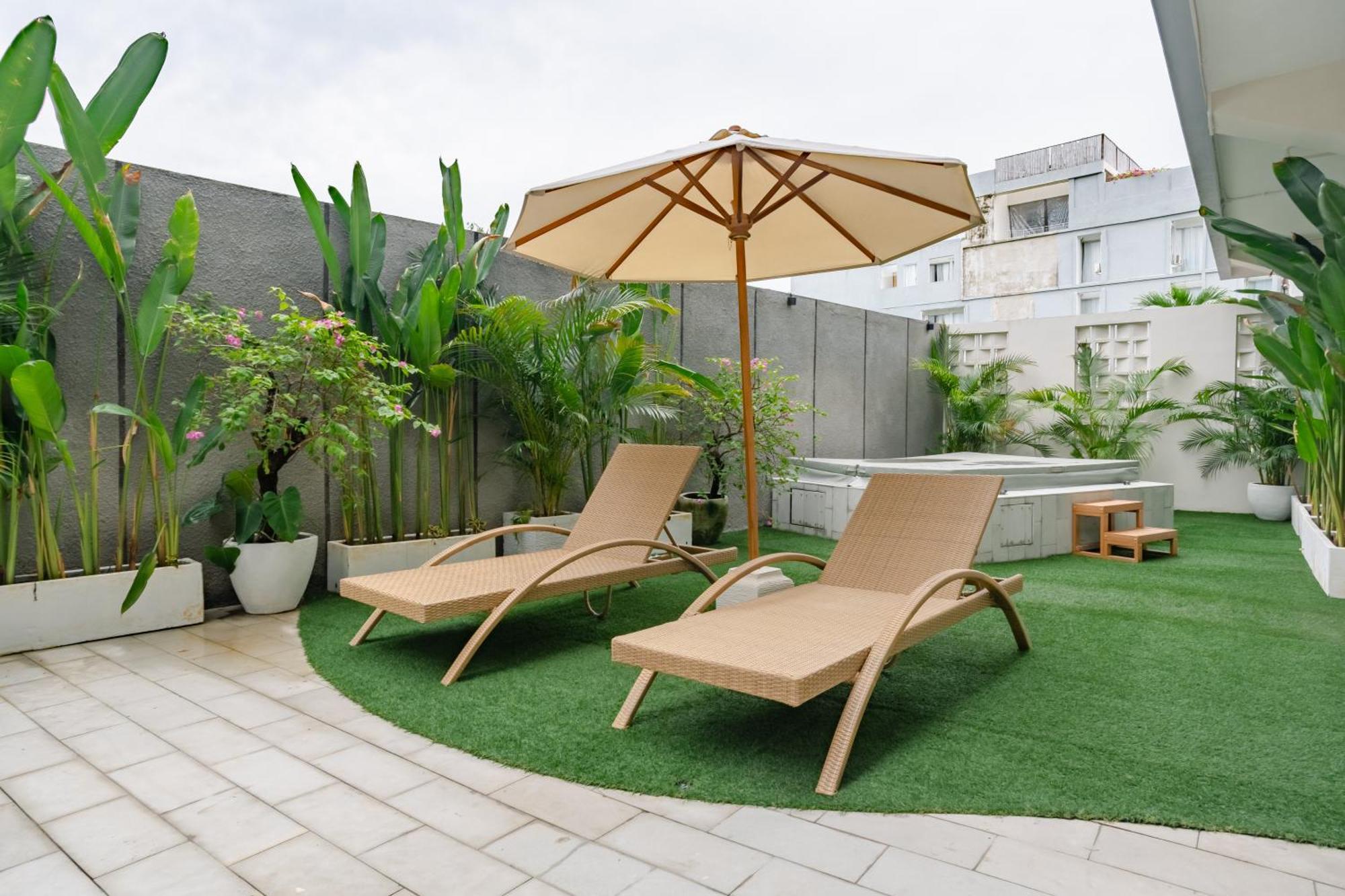 Bali Bustle Sunset Coliving And Coworking Space Legian Εξωτερικό φωτογραφία